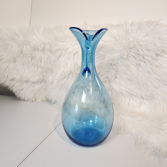 Vintage MID-CENTURY Art Glass Aqua Blue Vase Pitcher Funky Handle MCM Blenko ? - Picture 6 of 9
